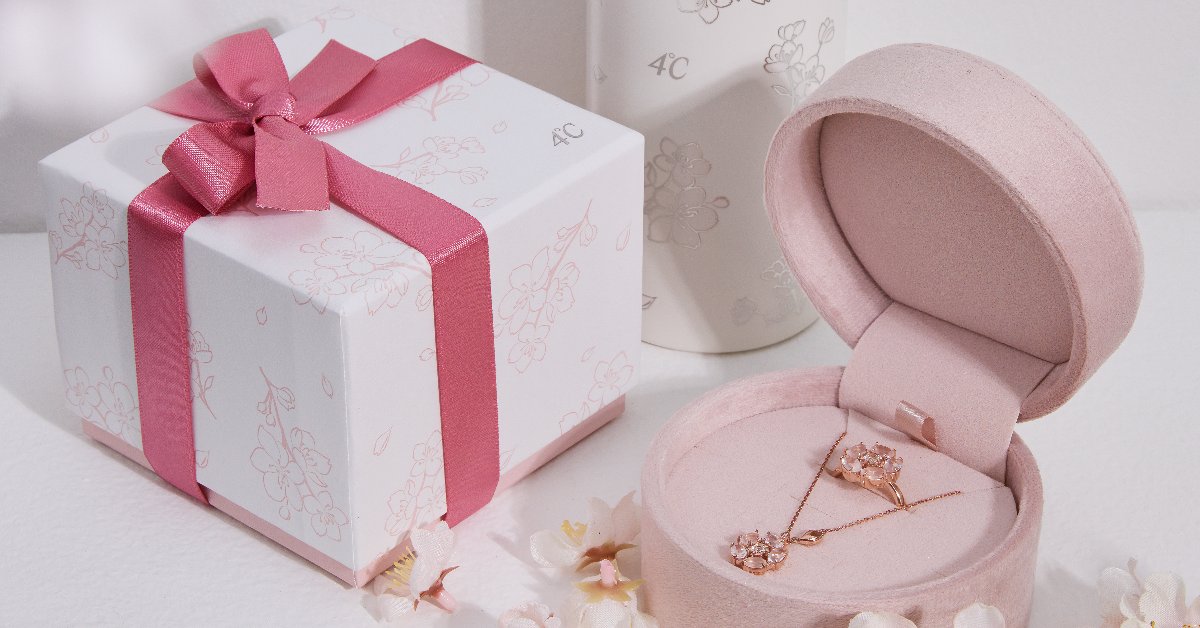 好評発売中の「SAKURA Collection」から、リングをご紹介。ローズ