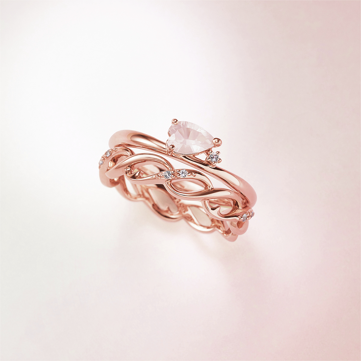 好評発売中の「SAKURA Collection」から、リングをご紹介。ローズ