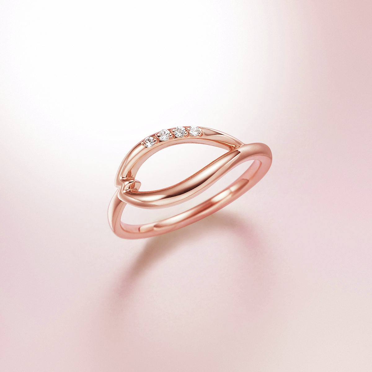好評発売中の「SAKURA Collection」から、リングをご紹介。ローズ