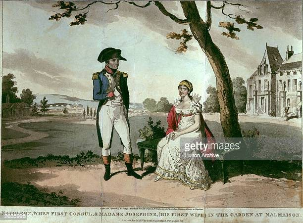 Napoleón a Josefina

"Me despierto lleno de ti. 
¡Dulce e incomparable Josefina, qué extraño efecto causáis en mi corazón!
Mi alma se rompe de dolor...
Te veré dentro de tres horas.
Entretanto, mio dolce amor, recibe mil besos, pero no me des ninguno, pues queman mi sangre."