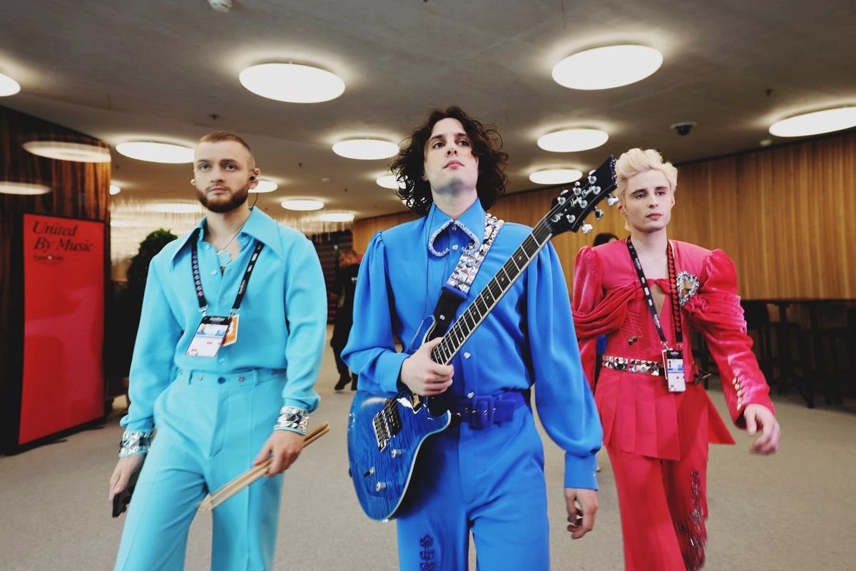 charlie 𓃹 tweet media