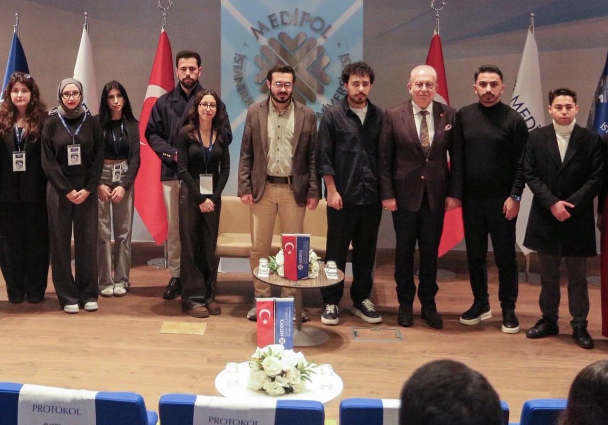 Cihat Yaycı, İstanbul Medipol Üniversitesi’nde “Mavi Vatan ve Hukuki Altyapısı” konulu konferans verdi.
