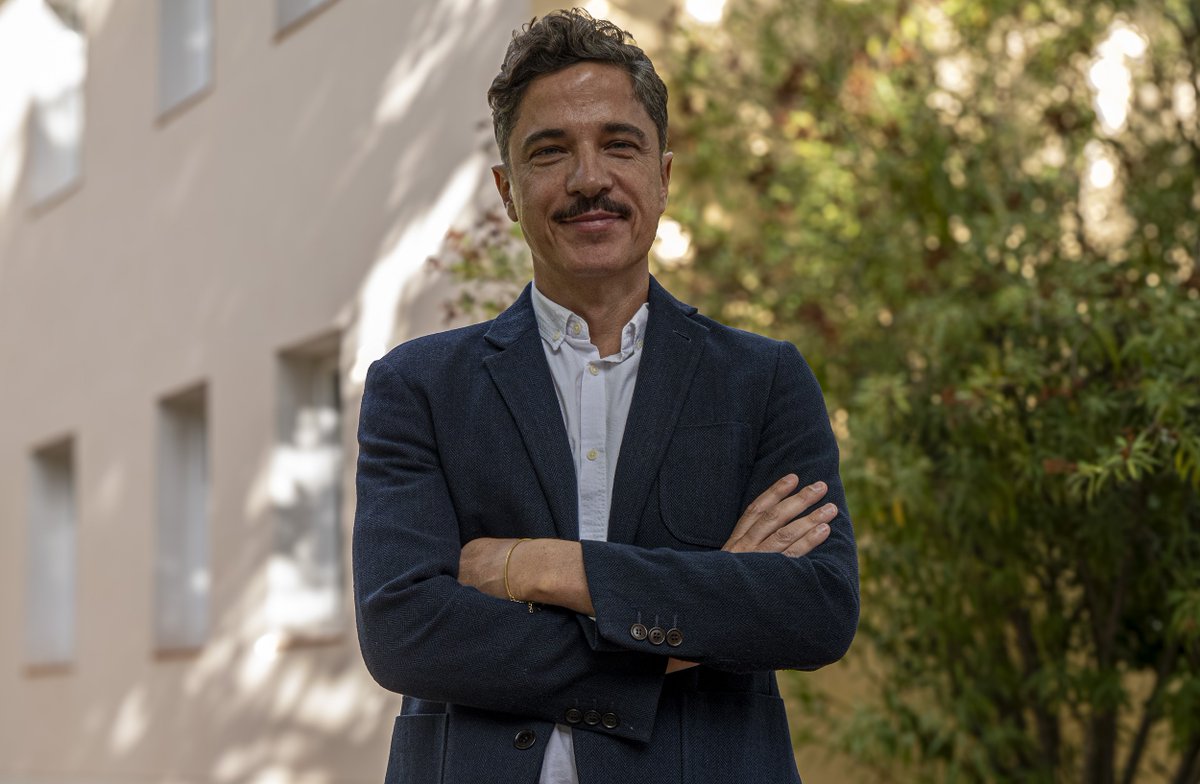 El director de nuestro Centro Nacional de Epidemiología #ISCIII, <a href="/JosePenalvo/">José L Peñalvo</a>, ha sido reconocido como editor del año por la revista de salud pública 'Population Health Metrics', que reconoce "su contribución al proceso de revisión científica y a la comunidad investigadora".