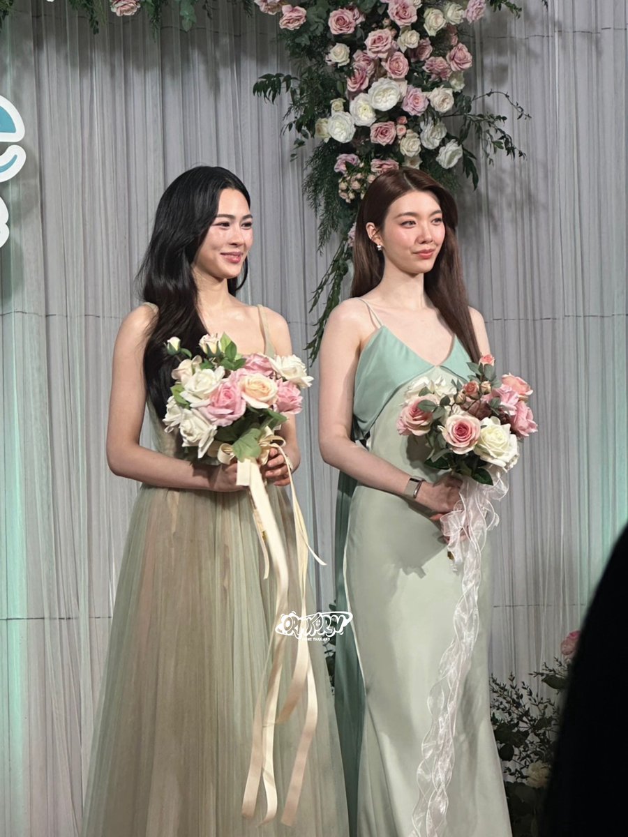 เหมือนสิ่งนั้นมากกกก😆

LINGORM PRESENTER LAURIER
#LingOrmValentineWithLaurier
<a href="/ormmormm/">orm kornnaphat🌈</a>