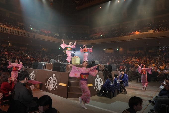 3/8(日)「大滝詠一・ナイアガラ盆踊り」両国国技館で開催決定！ | 大滝詠一 | ソニーミュージックオフィシャルサイト
sonymusic.co.jp/artist/EiichiO…

昨年に続き今年も、ギタージャンボリー千穐楽のオープニングを飾ります。実施は3月8日（日）の開演時間前、13:30～13:50頃を予定。