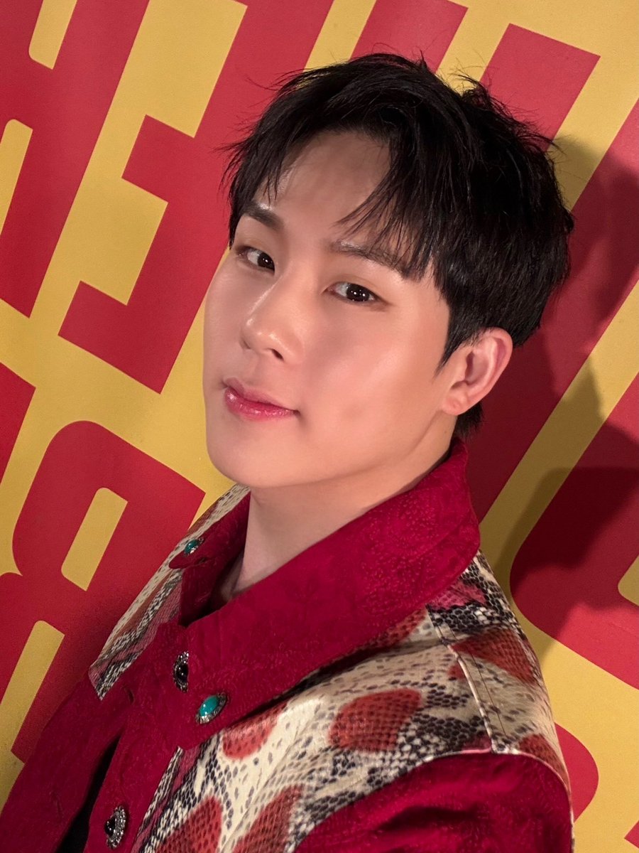 今日来てくれた日本のモンベベの皆さん！！ 本当にありがとうございます。またお会いしたいです！！ 4月のコンサートでお会いしましょう！！ 愛しています！！❤️  #ジュホン