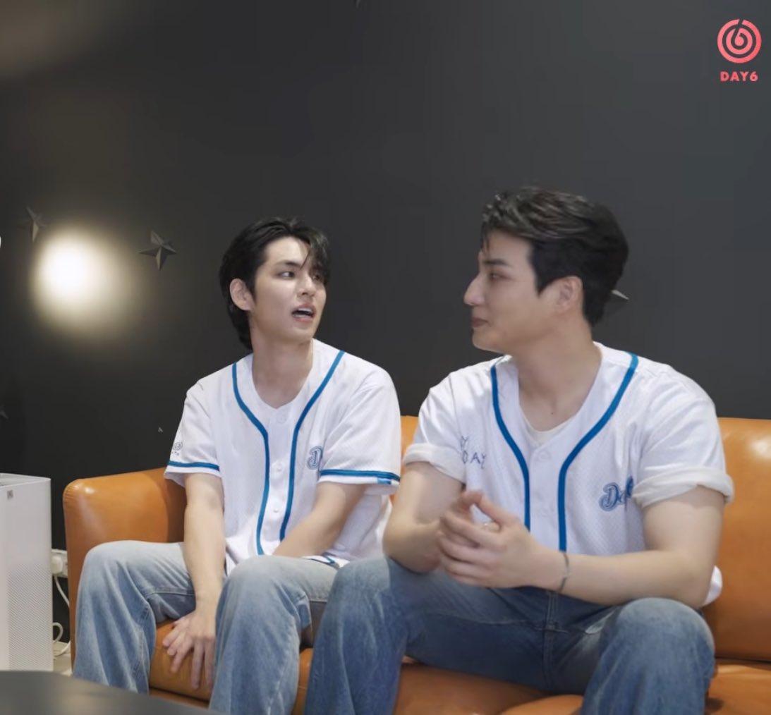 덩치차이 미치네..