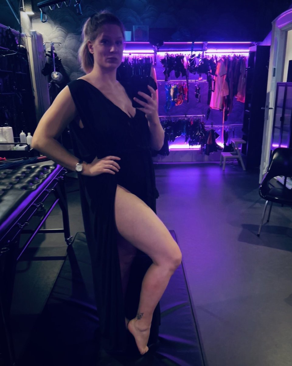 Meesteres susane tweet media