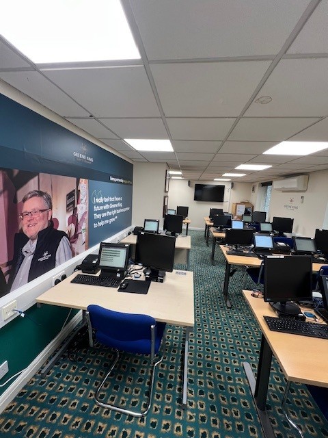 Run a Pub with Greene King tweet media