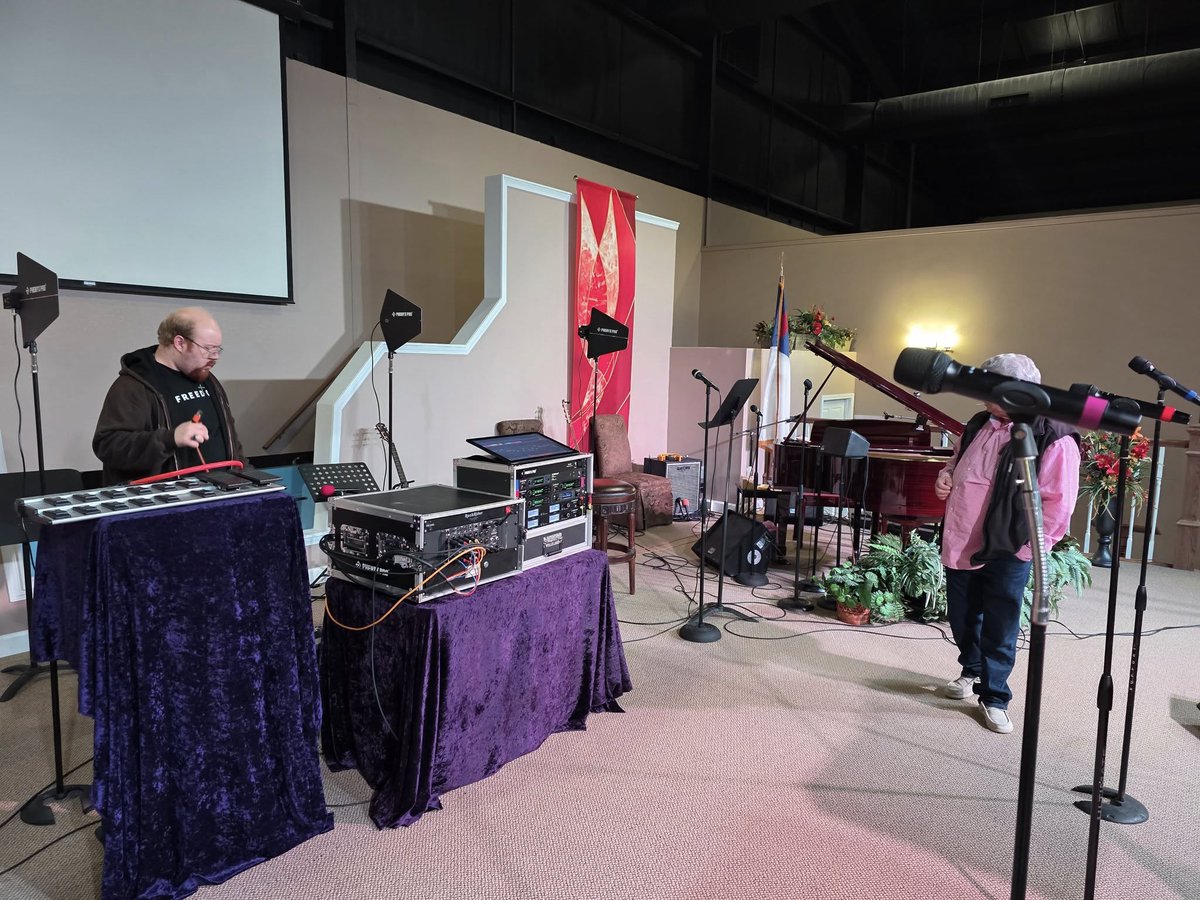 PhenyxProAudio's tweet image. PTAU-2 is built for versatility—perfect for a wide range of events, especially mid- to large-scale productions.
Reliable performance, stable transmission.
Thanks @Keith Barkley for sharing
Get the PTAU-2 now：bit.ly/3Og5TuP
#phenyxpro
#ptau2
#microphone
#wirelessaudio