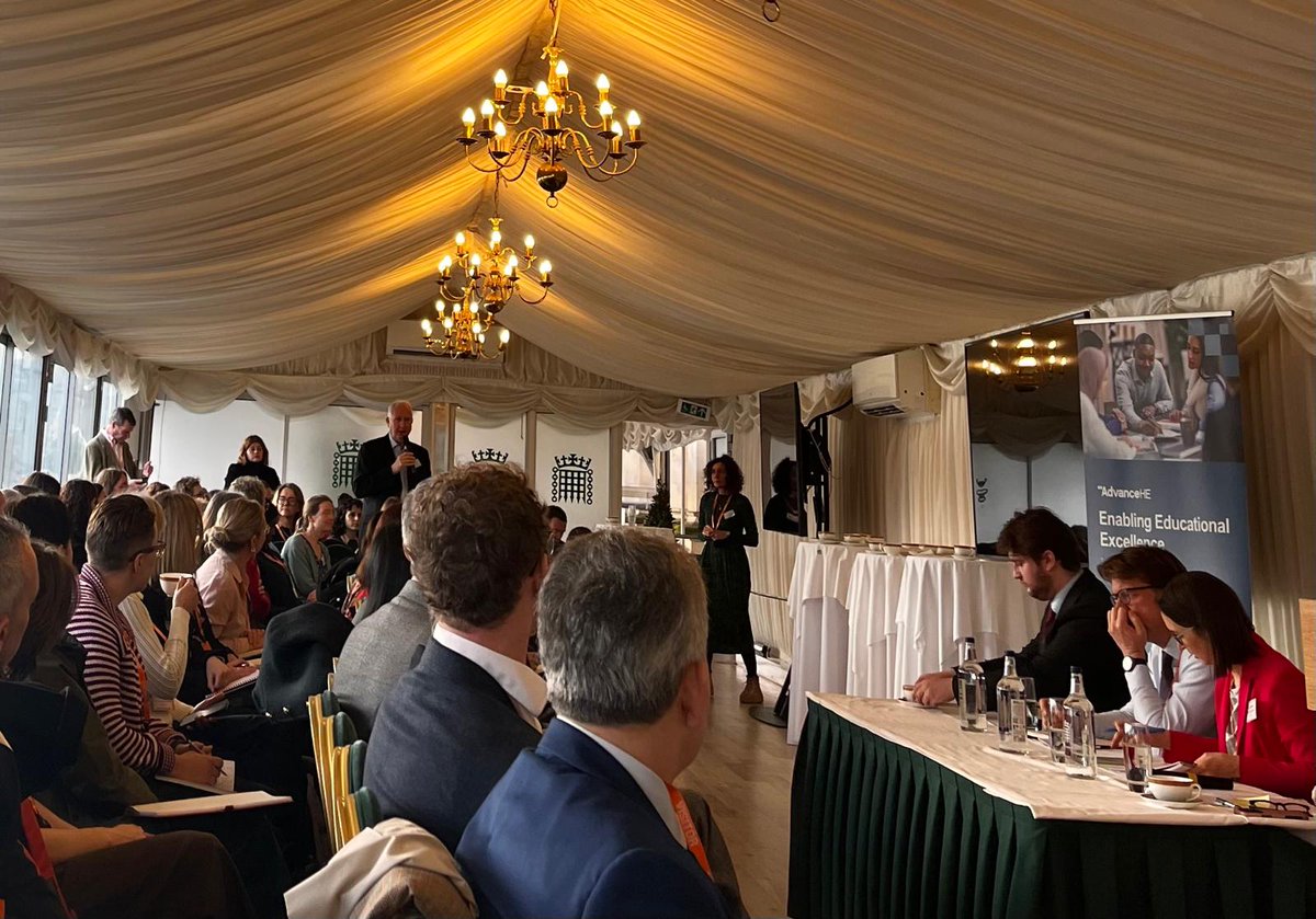 Daniel Zeichner tweet media