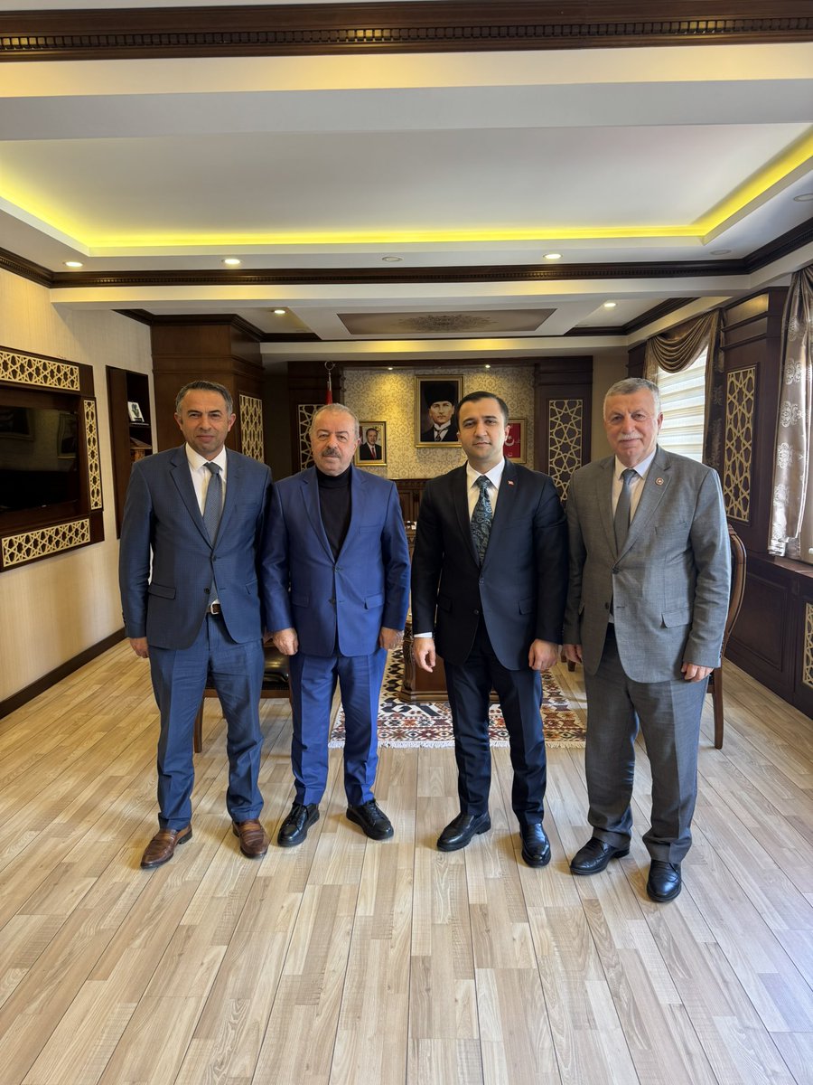 Kalkandere Eğitim, Sağlık, Çevre ve Kültür Vakfı Başkanı İsan İbar, Kaymakamımız Sayın Emrullah Doğru’yu makamında ziyaret etti.

Ziyarette vakfın çalışmaları ve ilçemizde yürütülecek projeler değerlendirildi. 

Nazik ziyaretlerinden ötürü kendilerine teşekkür ederiz.