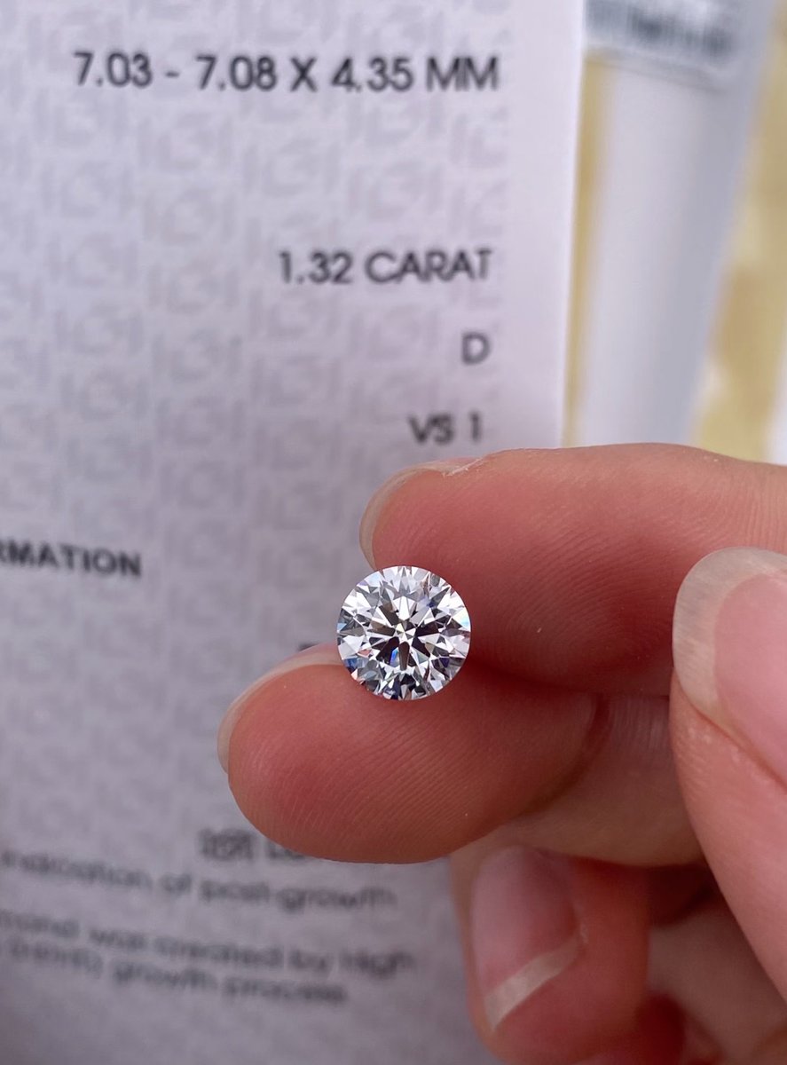 lavishlabgrown's tweet image. Minimal. Elite. Certified.
1.32 CT Round Brilliant
D Color | VS1 ClarityCalibrated to perfection. Cut to captivate.
Main character energy no introduction needed. 💎✨

#LavishDiamonds #RoundBrilliant #DColorDiamond #VS1Diamond #LabGrownLuxury #DiamondLovers
