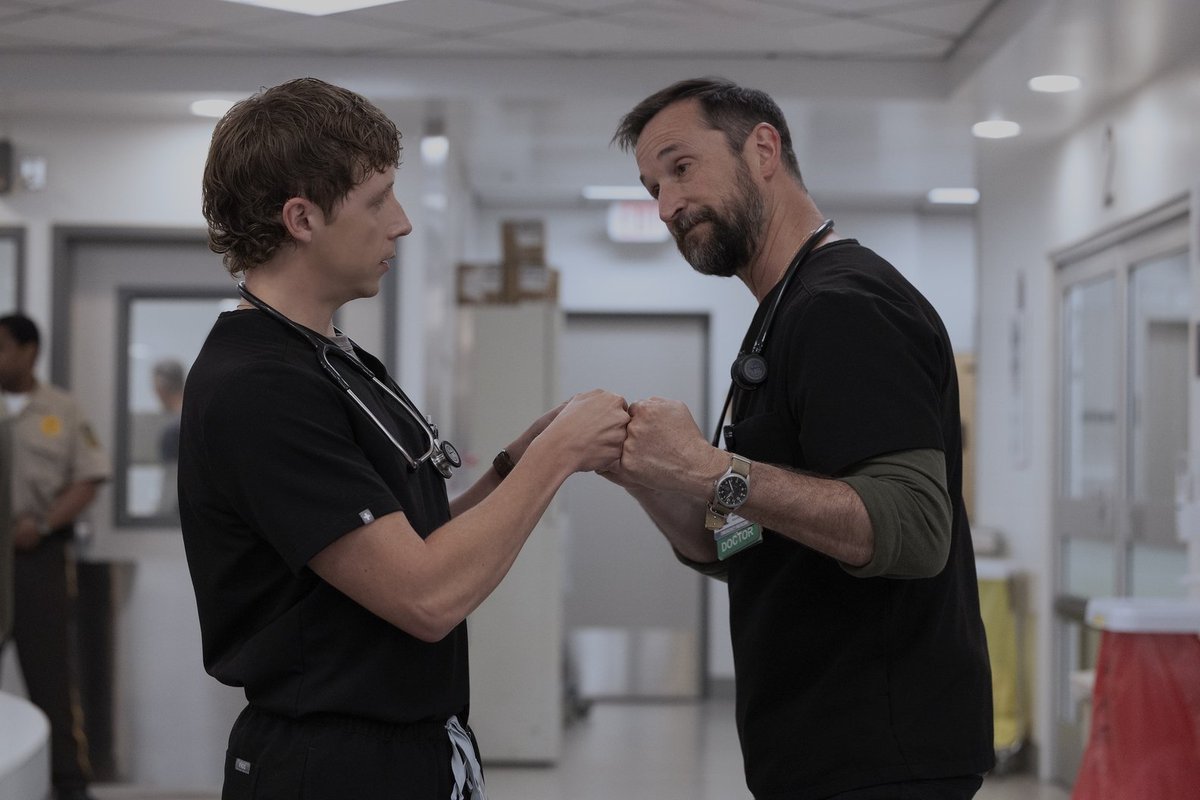 Robby did fist Dennis after an intimate moment so....small victory?