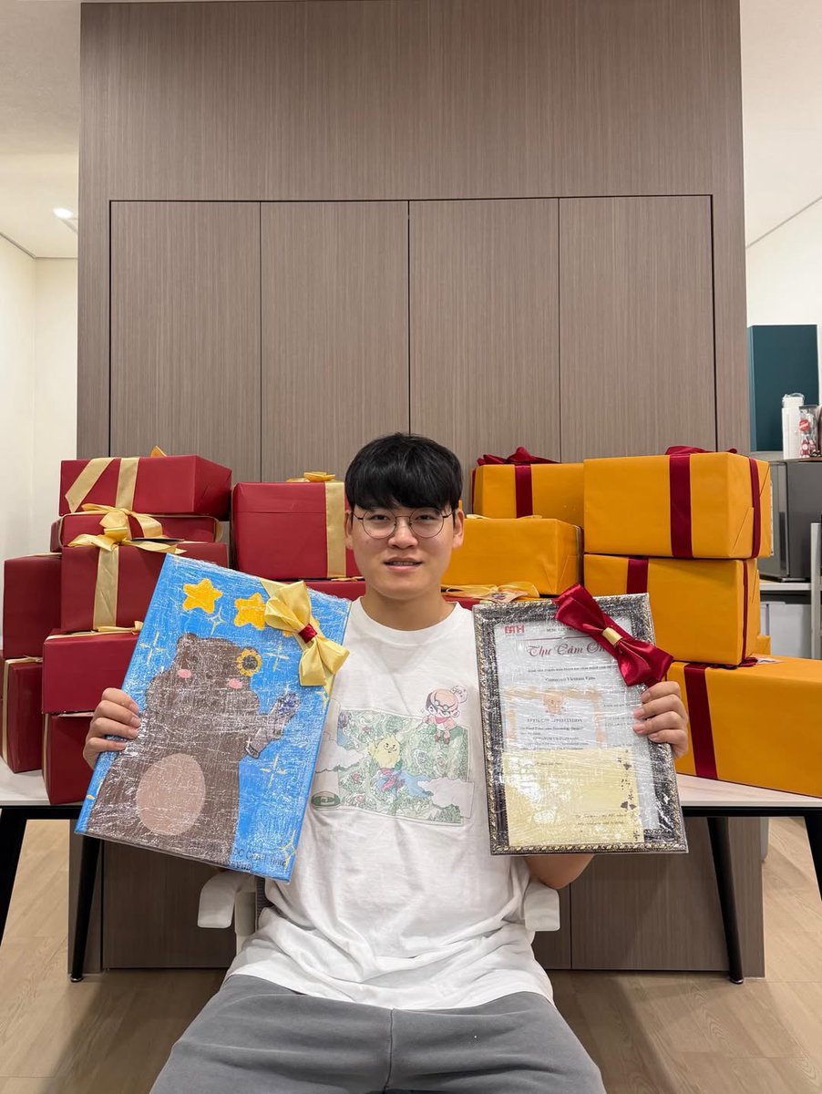 #gumayusi ig post | 260213

“i wanna say thank you to my fans who always made my birthday feel special.”