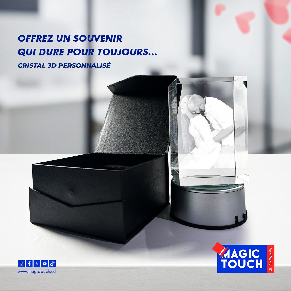 MagicTouchCD's tweet photo. Cristal 3D personnalisé #kinshasa #loveisland https://t.co/IoRiurKbHV