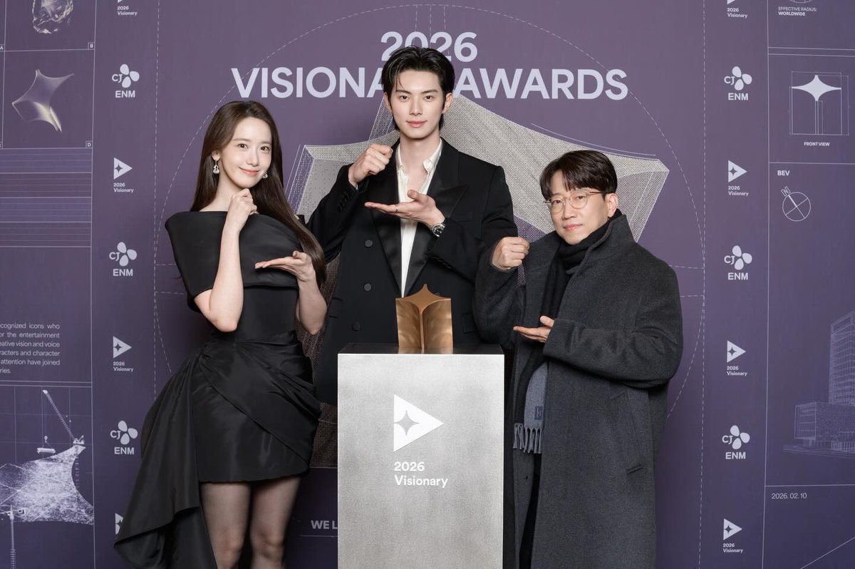 SNSD_0805's tweet image. 이채민, 임윤아 그리고 장태유 감독이 완성한
완벽한 한상차림 &amp;lt;폭군의 셰프&amp;gt;🍚

✦ ✦ ✦ ✦ ✦

#CJENM #Visionary #2026비저너리

instagram.com/p/DUr_DmQExGB/