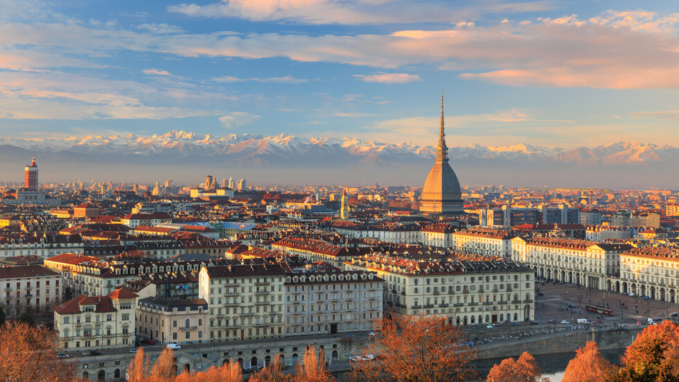 Шоколад, вермут и вино: Италианският град, в който животът през зимата е най-сладък (СНИМКИ) ->nova.bg/news/view/2026…
Снимка: iStock