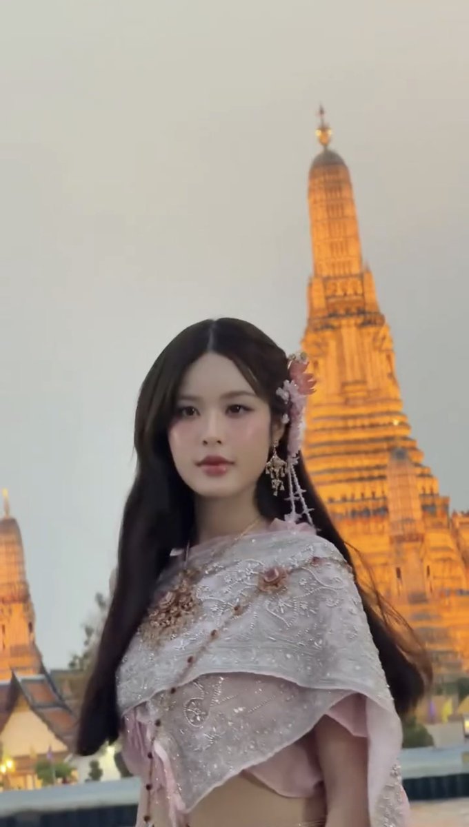 หู้ววว ช็อตนี้คือสวยตาแตกอะ 💝