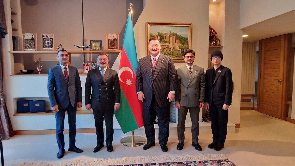 Delighted to host Grand Sumo Champion, legend of Sumo Yokozuna <a href="/HakuhoSho69/">HAKUHO-SHO 白鵬　翔</a>, we had a great discussion on #2026SumoWorldChampionship which will be held in #Baku, #Azerbaijan in October 2026.