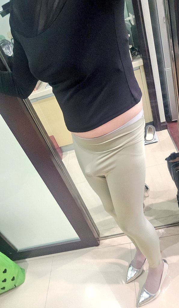 雯儿CDS-杭州下着女装丝袜爱好者 tweet media