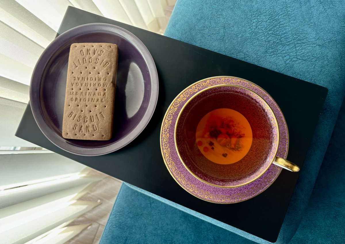 昼の紅茶

ARIA見直してたけどやっぱいい
ヴェネツィア行きたい🇮🇹
歳取ってから見返すとまた違うなぁ・・

おやつはビスケットサンドのチョコ🍫

☕️ORCHARD GOLD
🌱ORIENTAL / MARIAGE FRERE
#エインズレイ