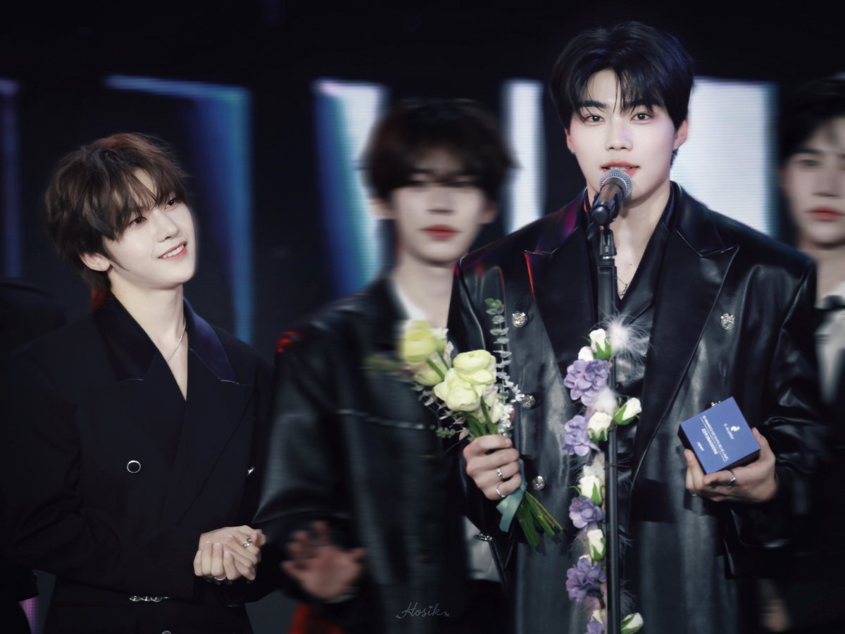 Hosik (@hosik0417) on Twitter photo 