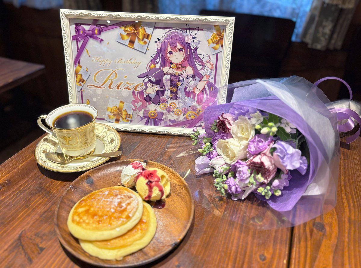 𓂃𓈒𓏸 ✧₊˚
　Happy Birthday ♡
            　　　　˚₊✧ 𓈒𓂃

日付が変わりまして、本日2月14日は軍人気質だけれど乙女な一面も併せ持つラビットハウスの店員、リゼのお誕生日です✨

今年はカフェでお祝い🍰💕

リゼ、お誕生日おめでとう！

撮影協力：RINGO’S SALOON様

#gochiusa