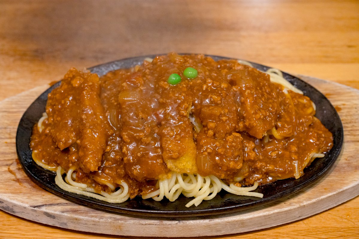 怖いか？パスタにカツを乗せて食う道民が