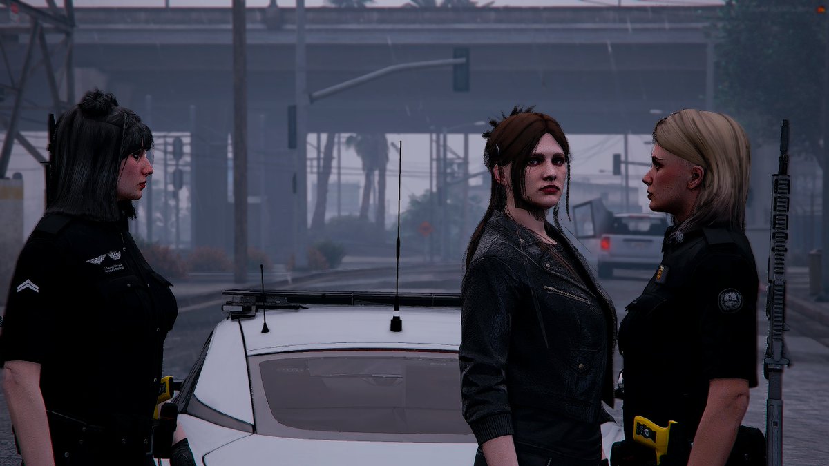 اللي يعرفهم يمنشنهم 🦦