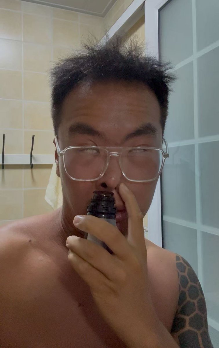 无套公交车-笛仔（4.12-4.18曼谷） tweet media