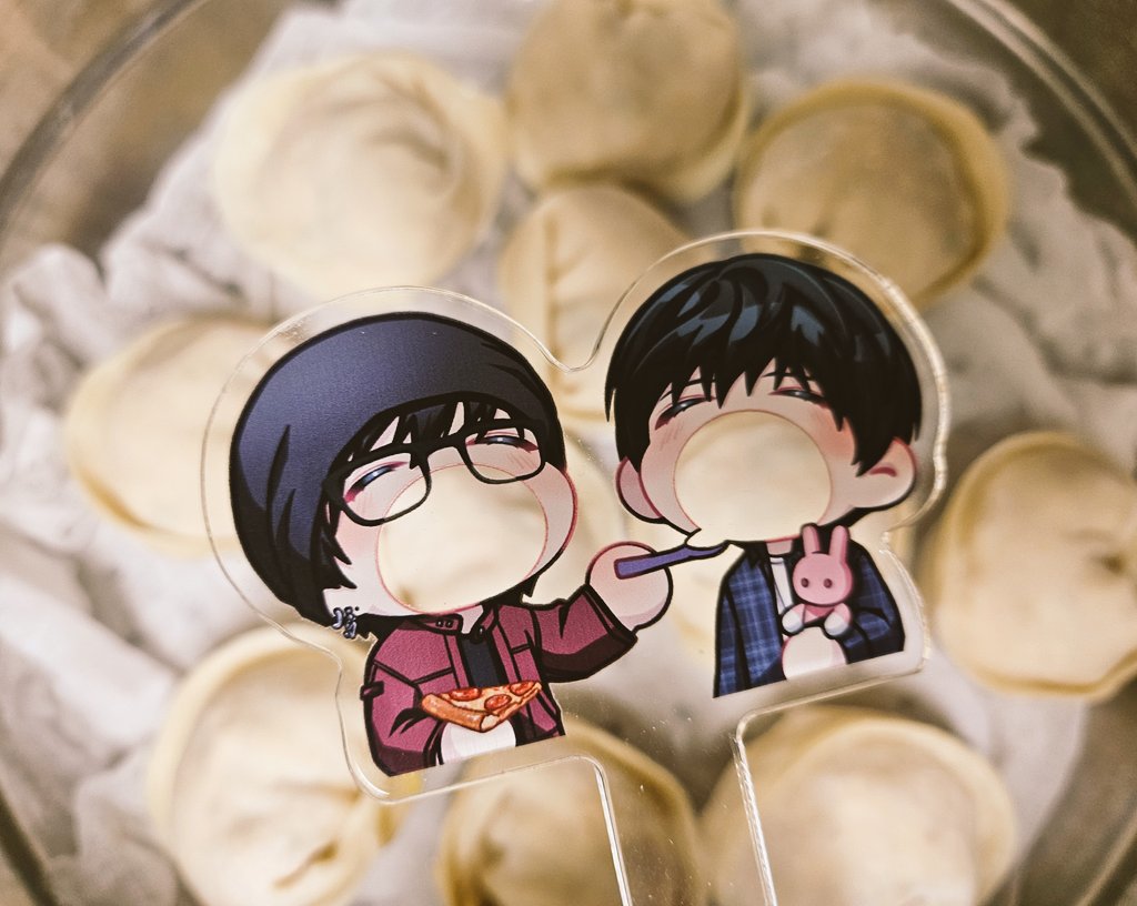 맛없는 집만두를 좋아함🤤
승쟹이랑 맛있어라 하궁 기다리기🤤