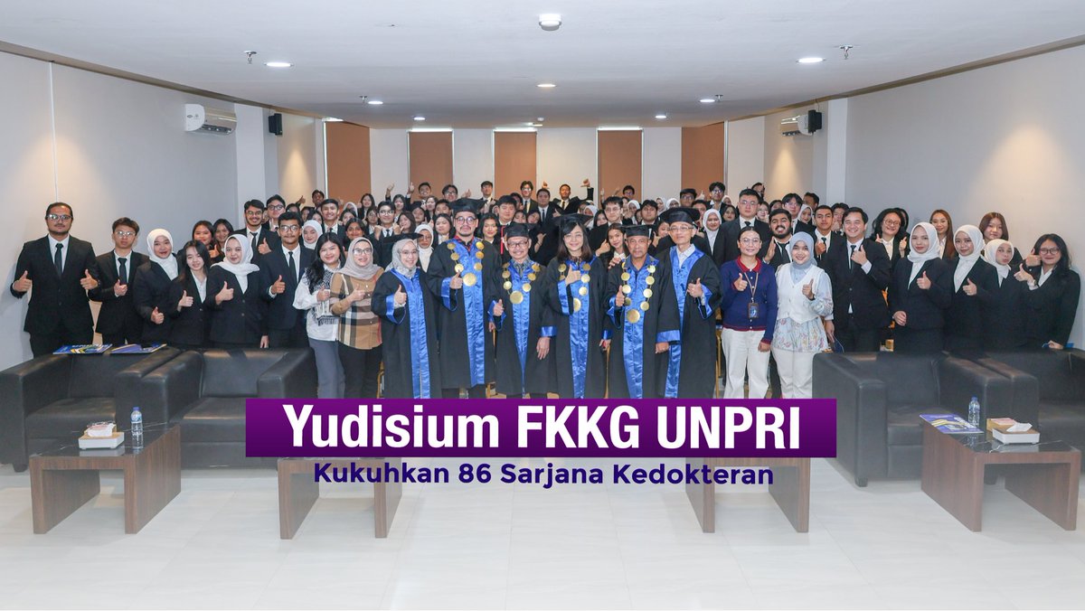 joinunpri's tweet photo. FKKG Universitas Prima Indonesia menggelar Yudisium Gelombang II Sarjana Kedokteran Tahun 2026 dengan mengukuhkan 86 lulusan yang siap melanjutkan ke tahap profesi dokter. 

📖 Baca selengkapnya di:
👉 https://t.co/eQ5whdInqg https://t.co/J3ueBZpqCz