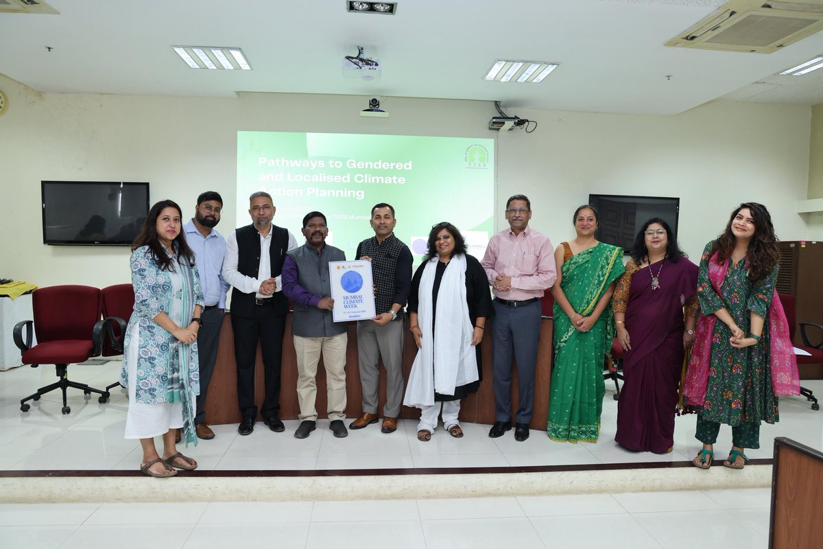 mahascac's tweet photo. Maharashtra leads the way in inclusive climate action! 🌍✨

The Maharashtra State Climate Action Cell (SCAC), with @TISS_SVE, Asar, Waatavaran, and PDAG, launched a 3-year project in Raigad for gender-responsive climate planning. https://t.co/8uoCkC8P3E