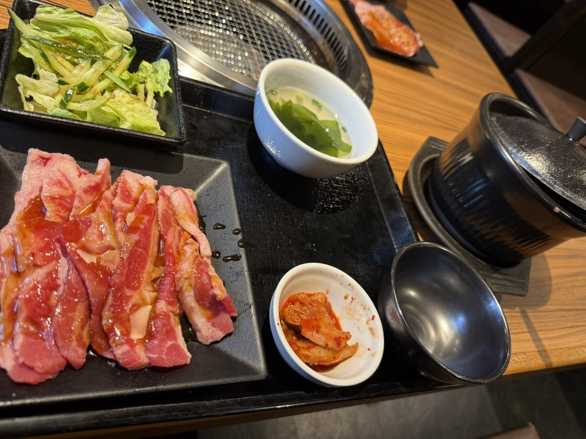 遅めの焼肉ランチ😋
体力回復せねば💪