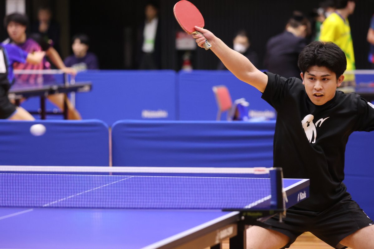 Rallys_pingpong's tweet photo. 第６５回大阪国際招待卓球選手権大会（全国オープン）📷

①米田裕哉（明治大）
②大野聖弥（MISCH-MASCH）
③藤田悠野（SIGMA）
④藤村唯人（PROTOPIA）

#卓球 #ラリーズ #Rallys https://t.co/TZ7IZpSvRy