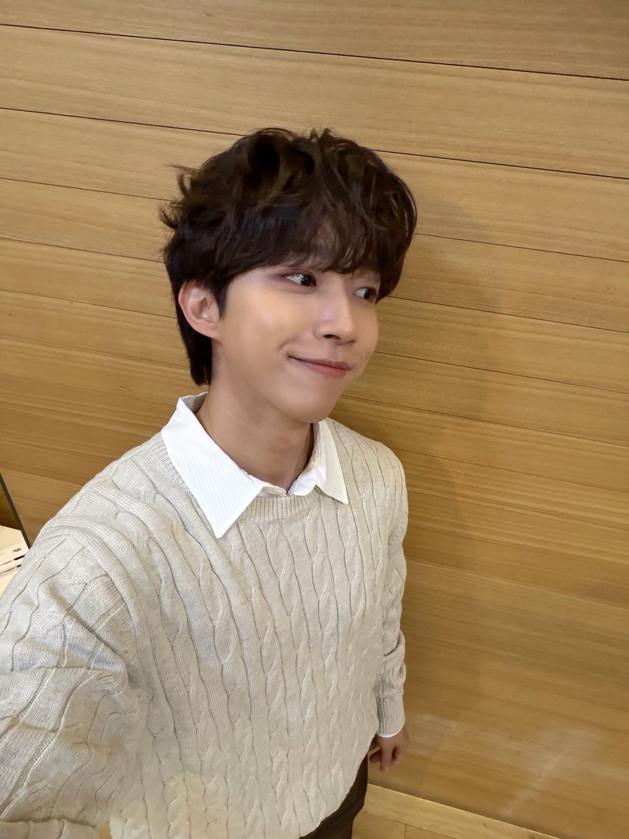 96BABYROCK's tweet photo. #서동성 
https://t.co/Jaz8yRKAPn https://t.co/htL6ckNwa7