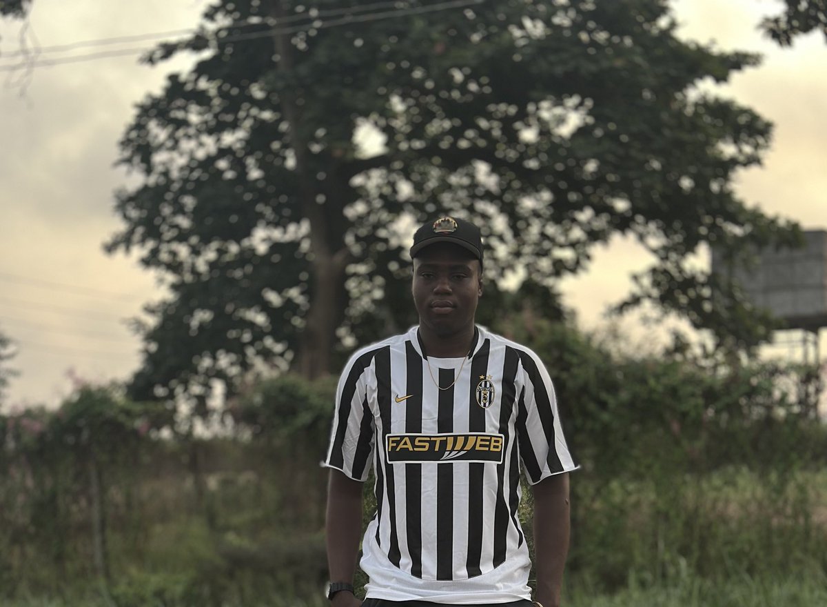 DR-TGb🏄🏿♂️-iSellWears🇵🇹🇫🇷 tweet media