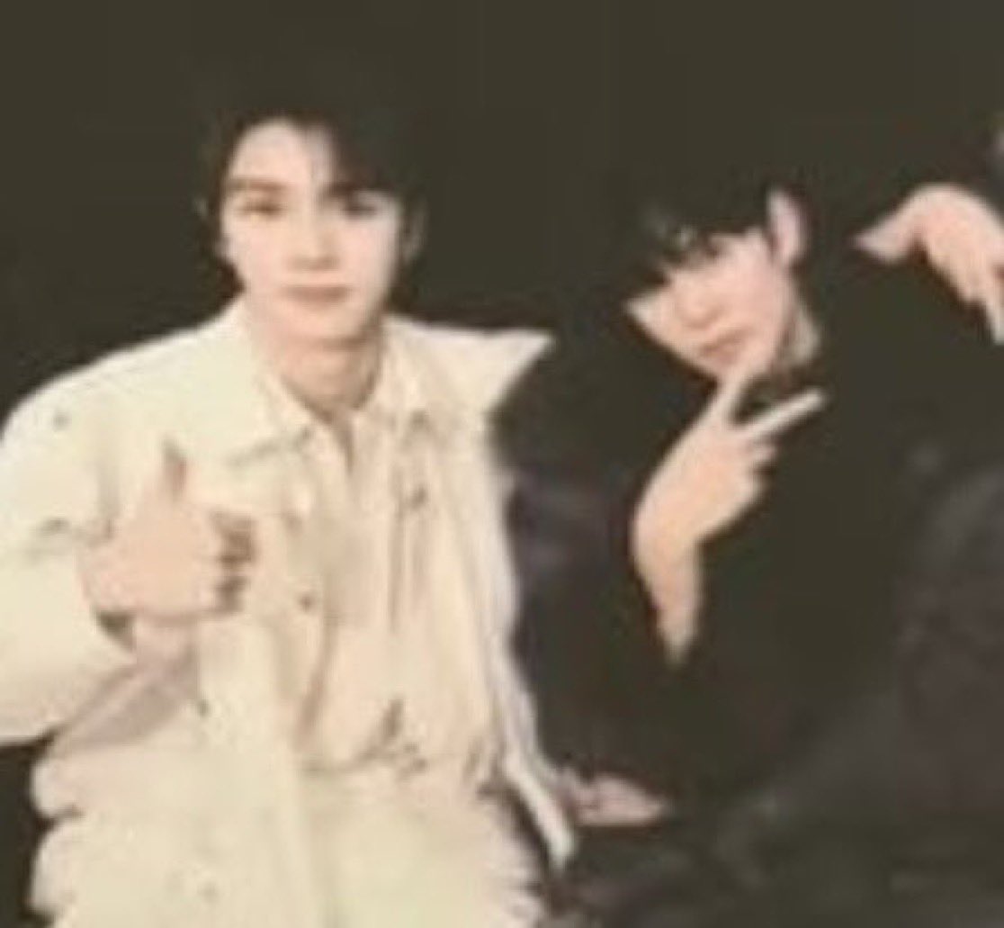 2 shot รับวาเลนไทน์มาก คนโสดถ่ายไงหล่ะทีนี้