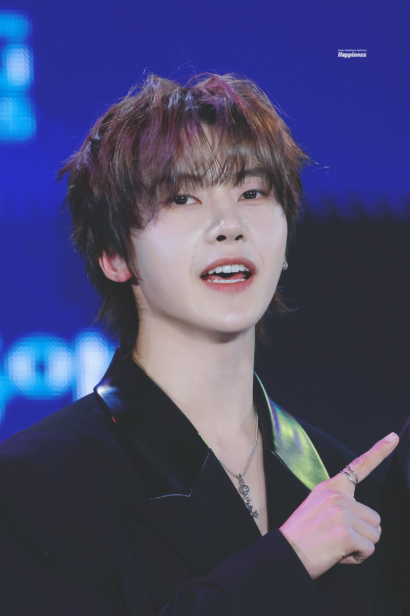 260211
History tells us how paths like this usually go, but I hope you’ll be the one to break the 'norm' — and prove my shallow assumptions wrong — again. 
Good luck 💙
#석매튜 #SEOKMATTHEW #石友鉉 #ソクマシュー #メテュ #제로베이스원 #제베원 #ZEROBASEONE #ZB1