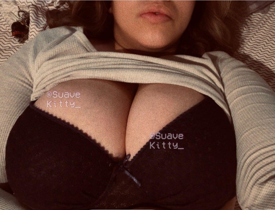 Sabine Tetona 40 D tweet media