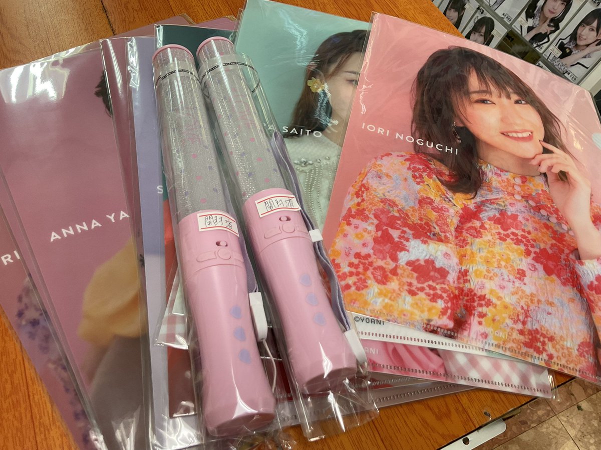 イコラブちゃんのグッズも沢山入荷しました！！ ペンライト久しぶりの