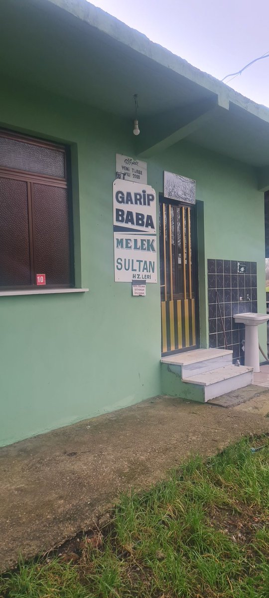 ozlemdemray's tweet image. Cumamız mübarek olsun .
Evlenmek isteyen tüm kardeşlerim için Ümmeti Muhammed 'de dualar edildi.Rabbim kabul eylesin.