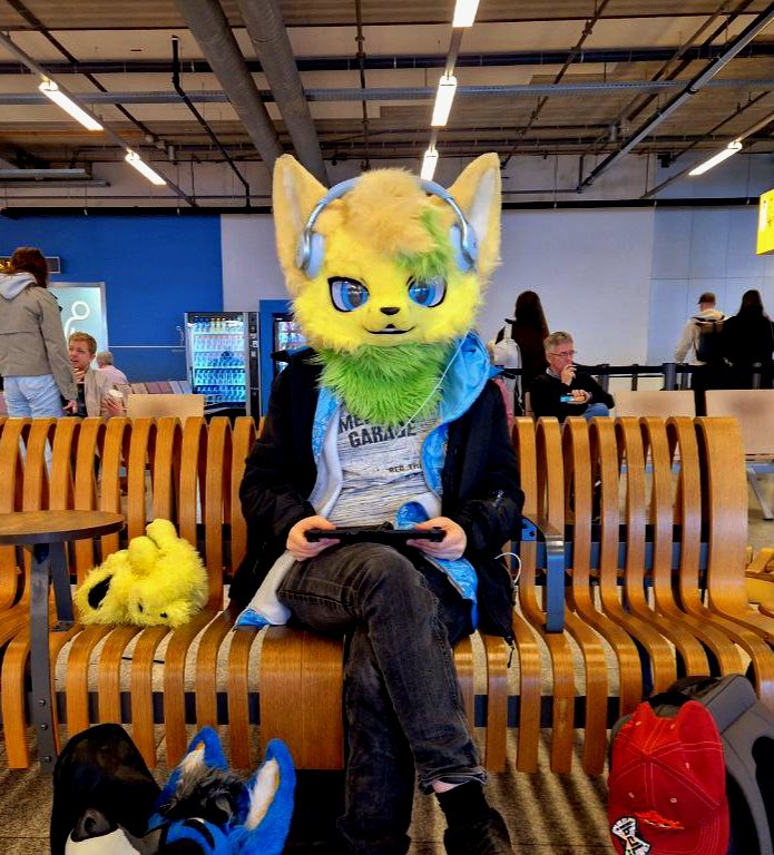 It's #FursuitFriday and today it's also EUIC Day!