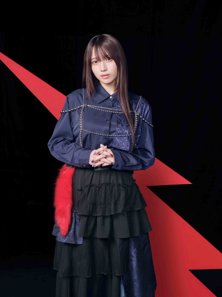 *･ﾟ♡･𝐍𝐞𝐰 𝐒𝐨𝐥𝐨 𝐯𝐢𝐬𝐮𝐚𝐥.:*･ﾟ♡

╭────♡────╮  　
　　      花宮初奈
╰─────────╯

02.11 1stSG Release!!
🎧tenrogun.lnk.to/AWAKE_OKAMI-TH…