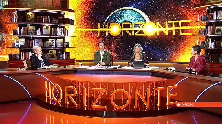 blvcom's tweet photo. 🌌#Horizonte con @navedelmisterio y @carmenporter_ en @cuatro obtuvo 2.080.000 ESPECTADORES ÚNICOS (AA).

➡️ El programa registró 755.000 espectadores de media y un 9,7% de cuota de pantalla. 

🔝Fue lo más visto del día en la cadena. 

#Audiencias📺📊 https://t.co/qS1coztWGR
