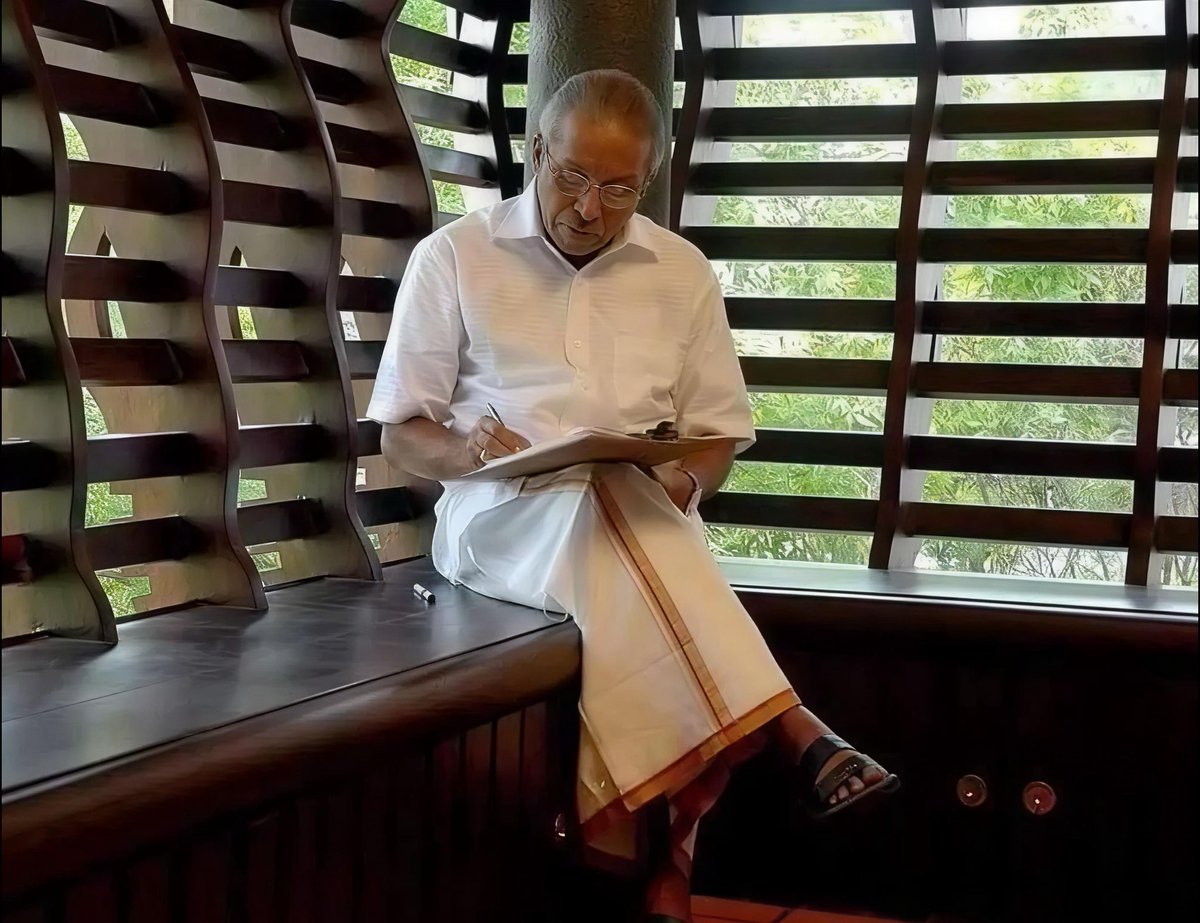 K S Chithra tweet media