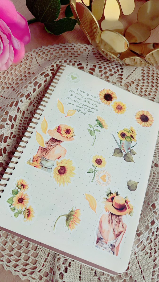 Çiçekler açar elbet,
Mühim olan beklemektir.