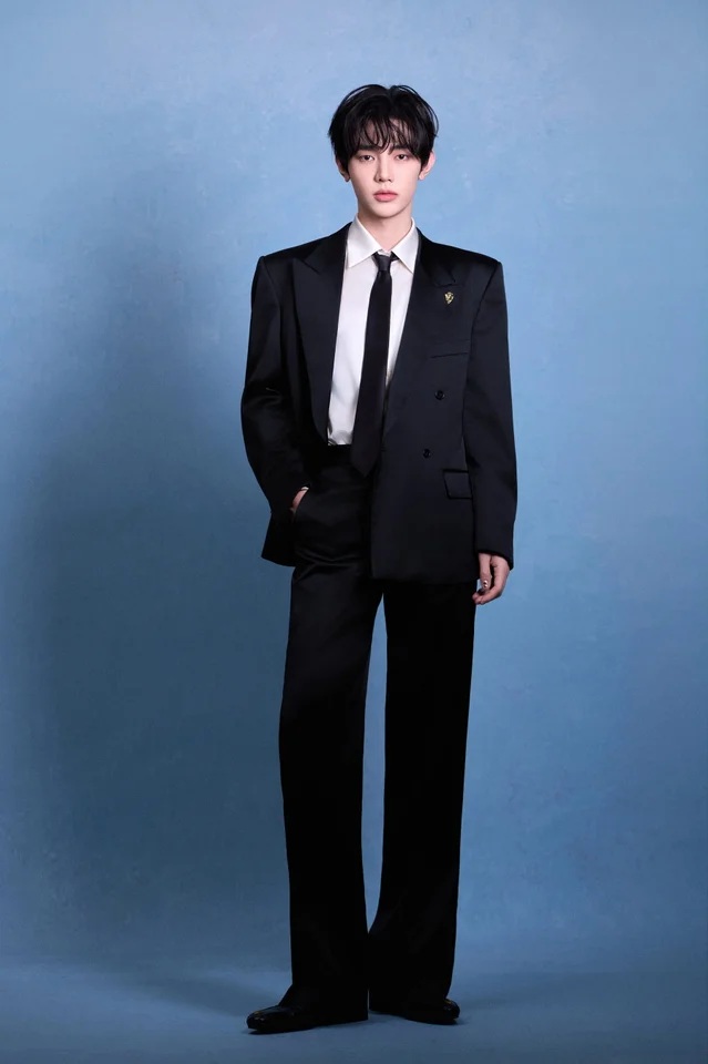 Kstyle_news's tweet photo. ZEROBASEONE ジャン・ハオ「GUCCI」のアイテムを着こなし「Weibo Night」に出席
https://t.co/YHvV3Zfr3w

#ジャンハオ #ZhangHao #ZEROBASEONE https://t.co/Y86r3Vcg5x
