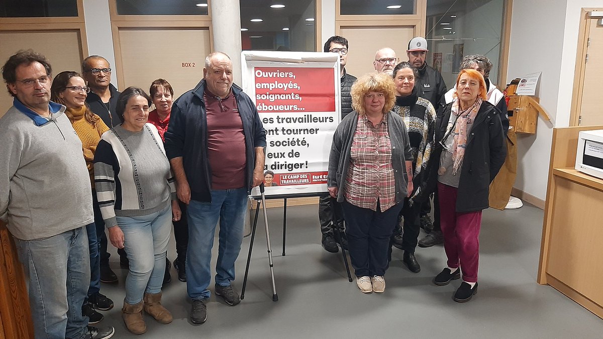 La liste Lutte ouvrière-le camp des travailleurs à Bourg-en-Bresse menée par mon camarade Sylvain Cousson : des ouvriers et ouvrières du bâtiment, des abattoirs, de l'industrie, des femmes de ménage, actifs ou retraités relèvent la tête et prennent la parole !